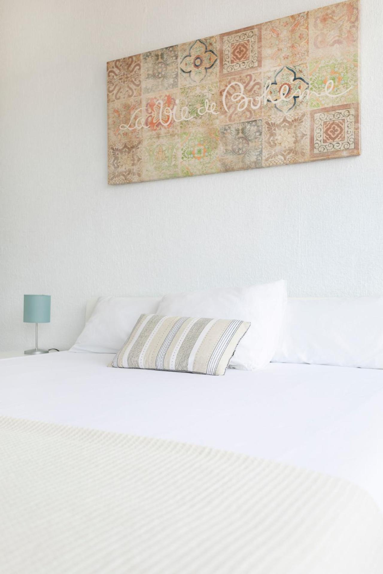 Casa Mila Sv19 Guesthouse Alicante Quarto foto